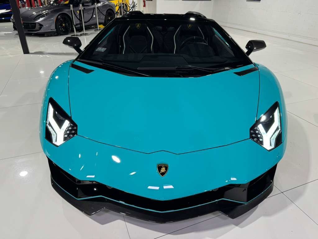 2022 Lamborghini Aventador LP 780-4 Ultimae Roadster,Blu Glauco paint,Ad Personam interior,Sensonum audio system AND MUCH MORE!