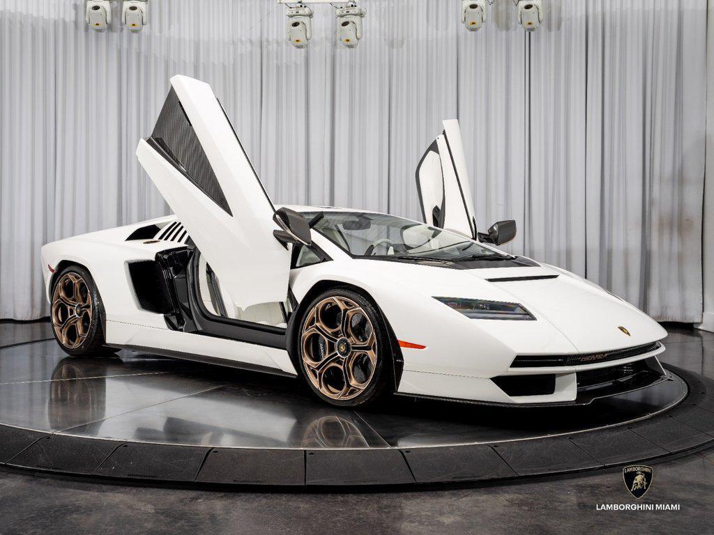 2022 Lamborghini Countach LPI 800-4 North Miami Beach FL