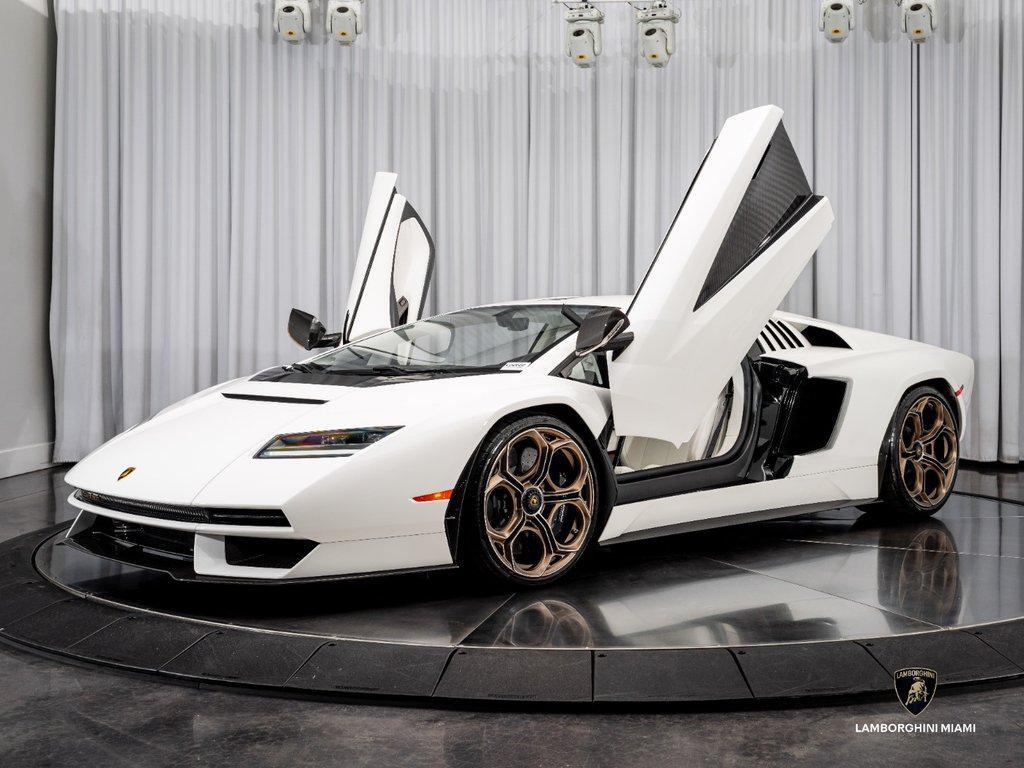 2022 Lamborghini Countach LPI 800-4 North Miami Beach FL