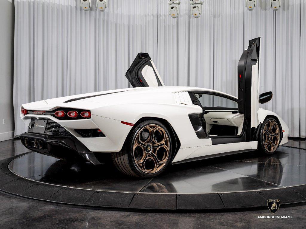 2022 Lamborghini Countach LPI 800-4 North Miami Beach FL