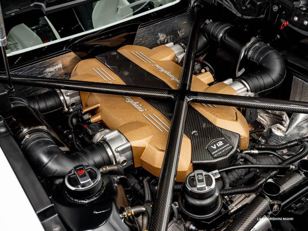 2022 Lamborghini Countach LPI 800-4 North Miami Beach FL