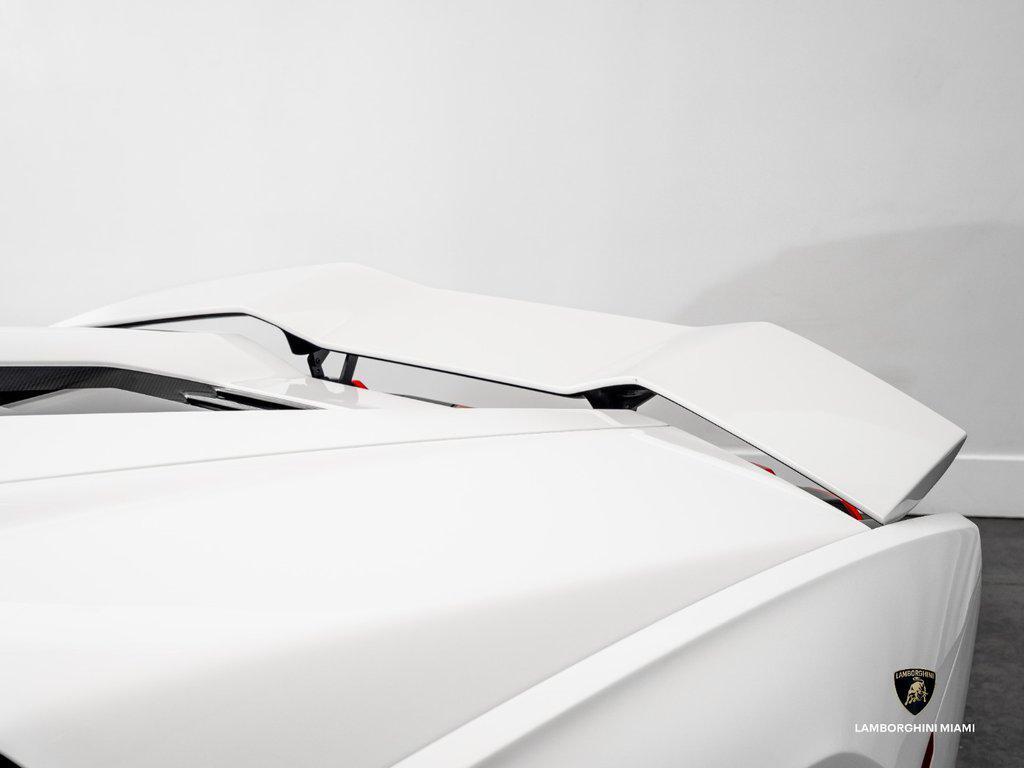 2022 Lamborghini Countach LPI 800-4 North Miami Beach FL