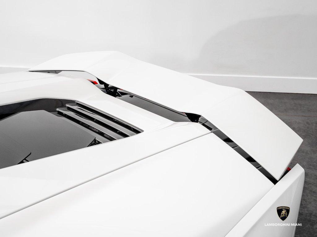 2022 Lamborghini Countach LPI 800-4 North Miami Beach FL