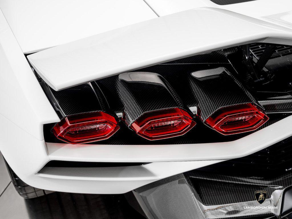 2022 Lamborghini Countach LPI 800-4 North Miami Beach FL