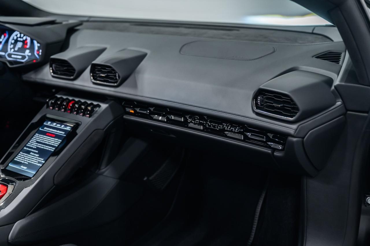 2022 Lamborghini Huracan EVO - Photo 20