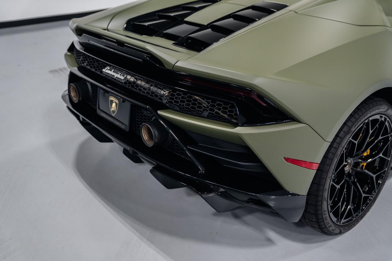 2022 Lamborghini Huracan EVO - Photo 31