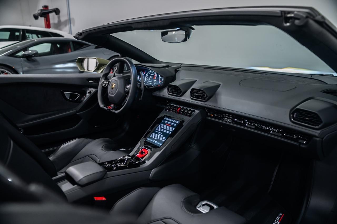 2022 Lamborghini Huracan EVO - Photo 18