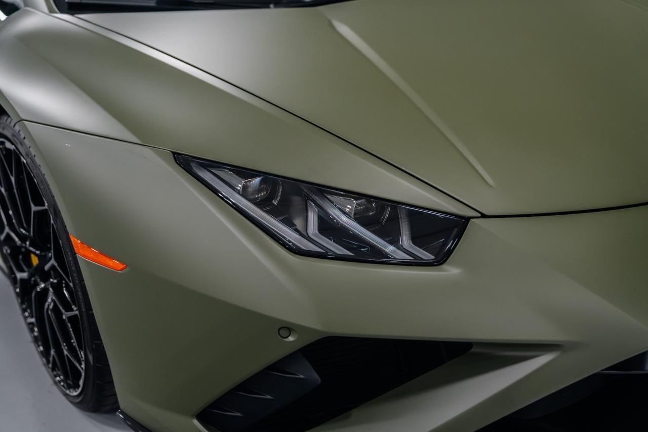 2022 Lamborghini Huracan EVO - Photo 28