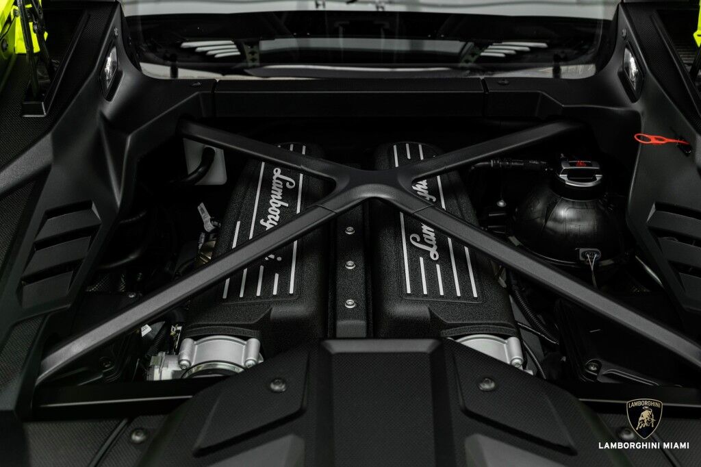2022 Lamborghini Huracan EVO North Miami Beach FL