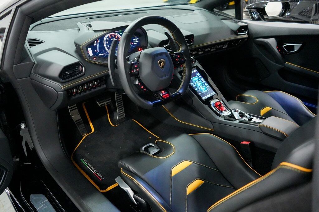 2022 Lamborghini Huracan EVO Base Tigard OR