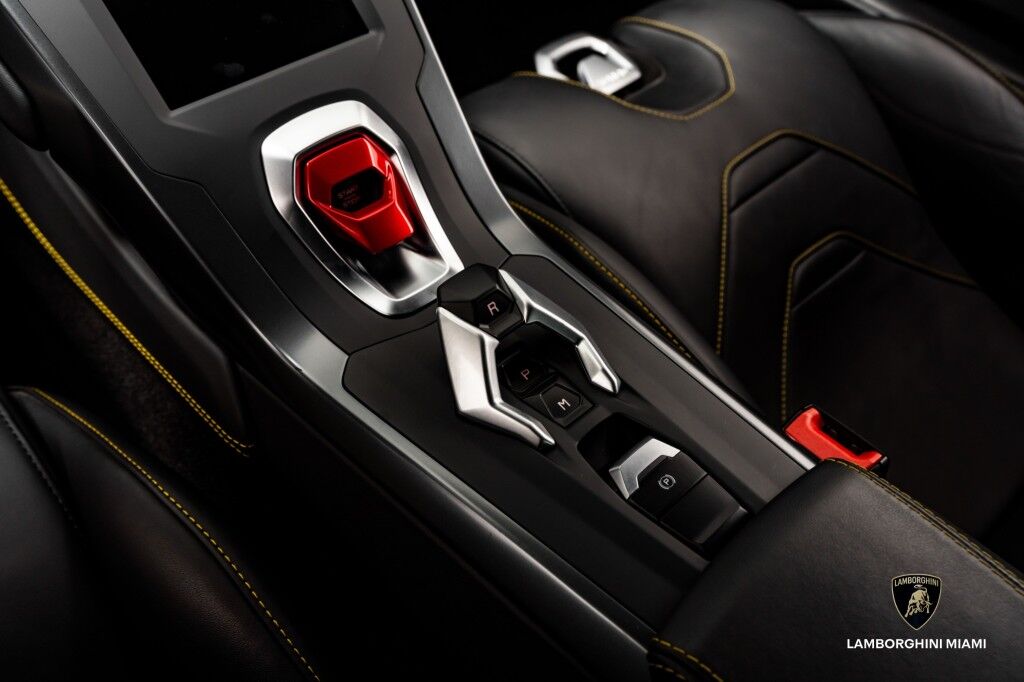 2022 Lamborghini Huracan EVO North Miami Beach FL