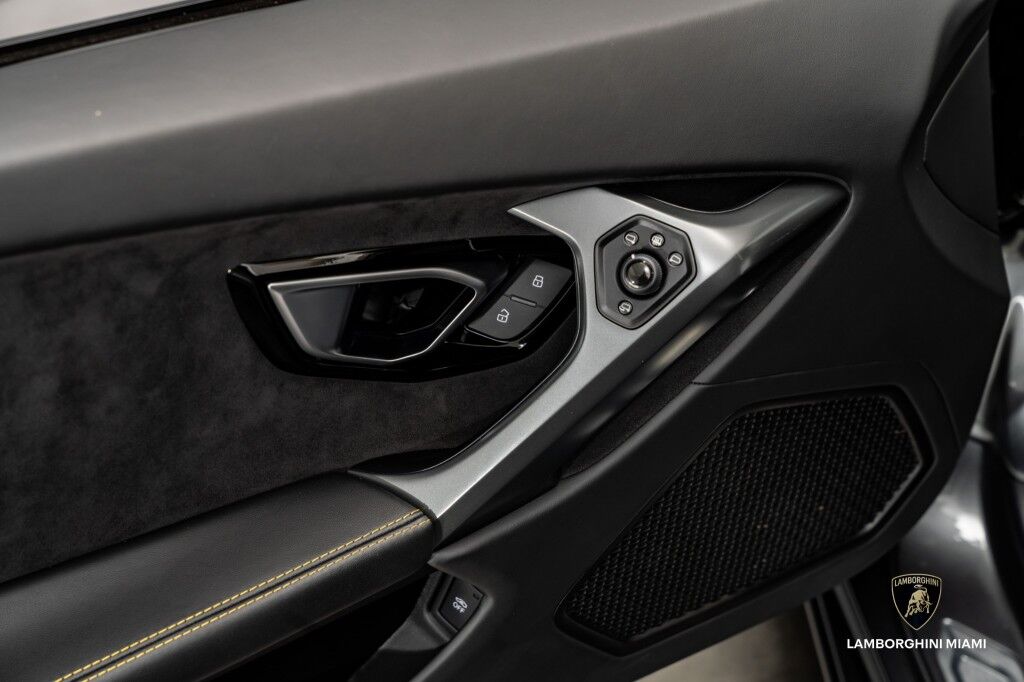 2022 Lamborghini Huracan EVO North Miami Beach FL