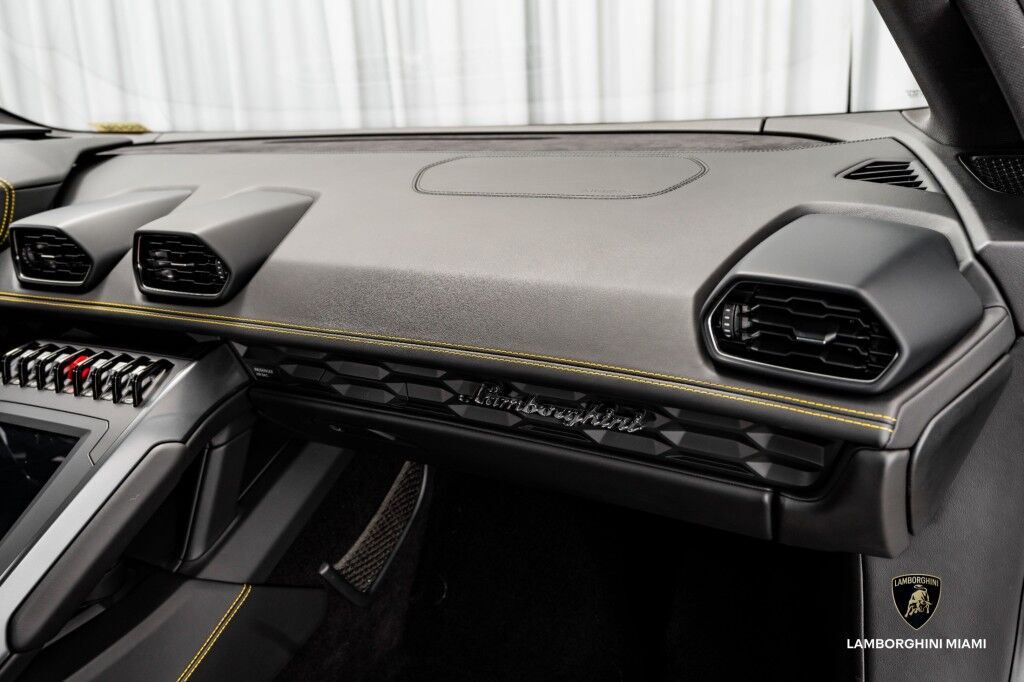 2022 Lamborghini Huracan EVO North Miami Beach FL