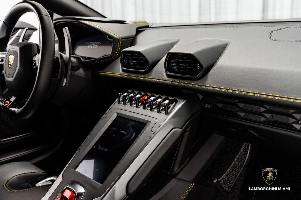 2022 Lamborghini Huracan EVO North Miami Beach FL