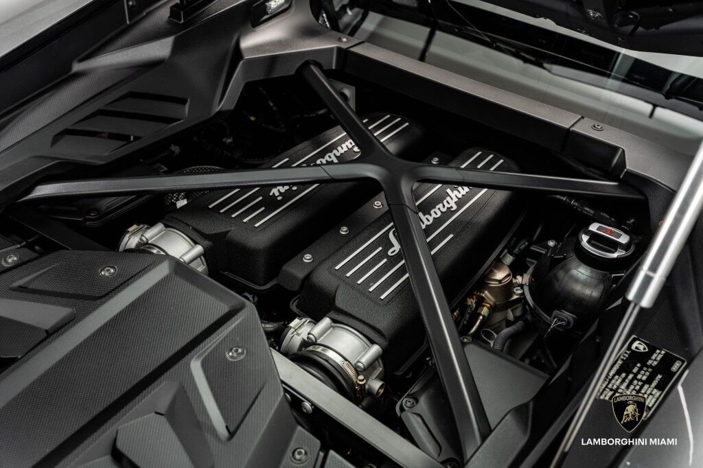 2022 Lamborghini Huracan EVO North Miami Beach FL