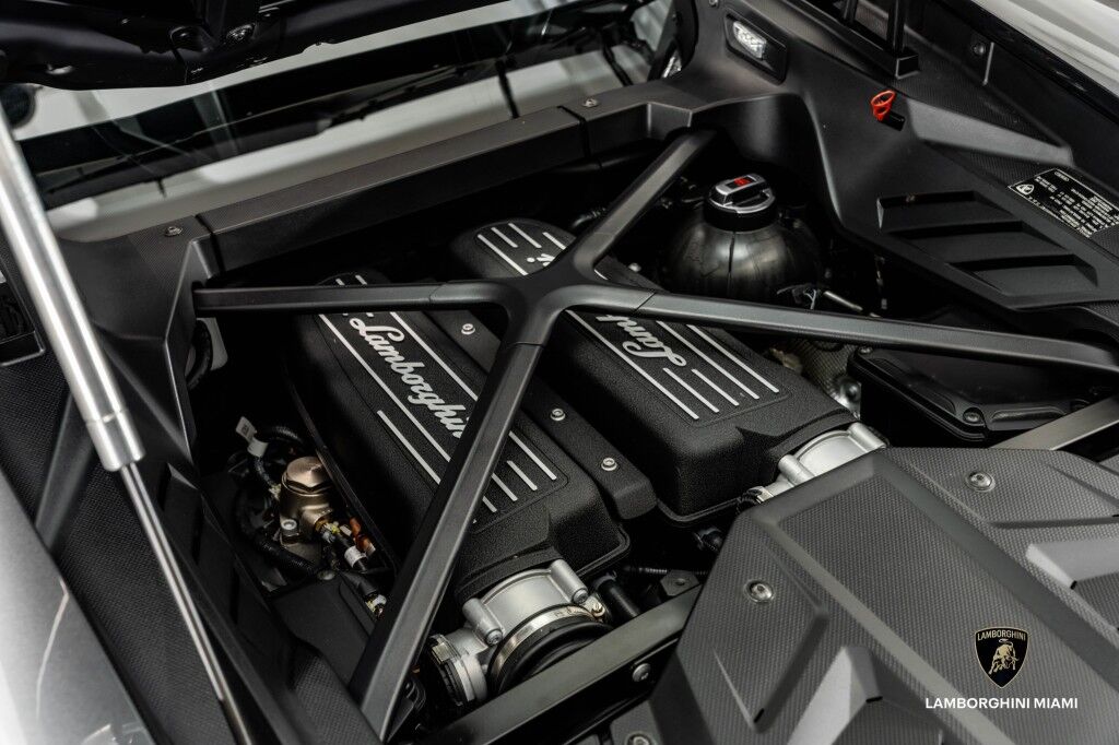 2022 Lamborghini Huracan EVO North Miami Beach FL