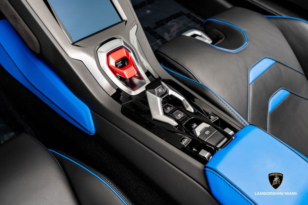 2022 Lamborghini Huracan EVO RWD Spyder North Miami Beach FL