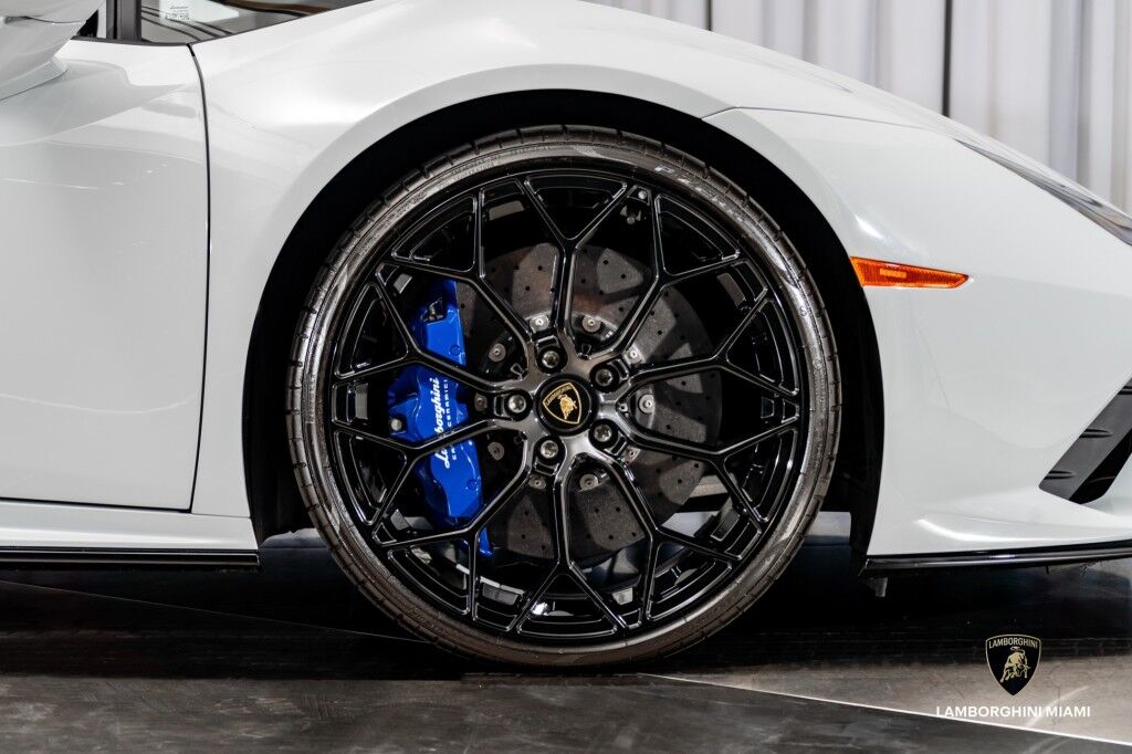 2022 Lamborghini Huracan EVO RWD Spyder North Miami Beach FL