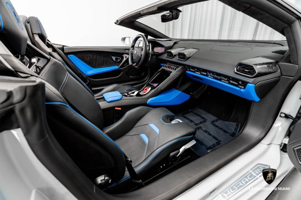 2022 Lamborghini Huracan EVO RWD Spyder North Miami Beach FL