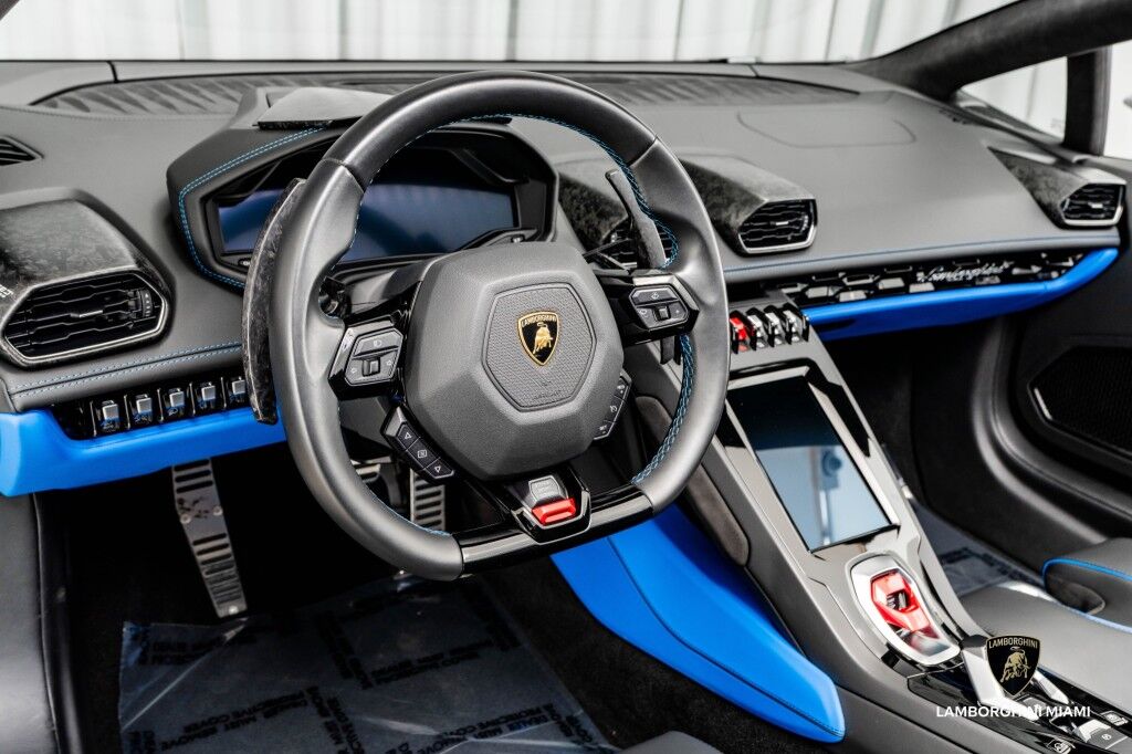2022 Lamborghini Huracan EVO RWD Spyder North Miami Beach FL
