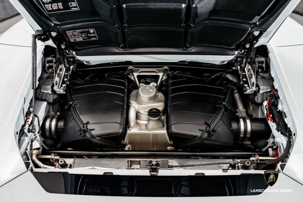 2022 Lamborghini Huracan EVO RWD Spyder North Miami Beach FL