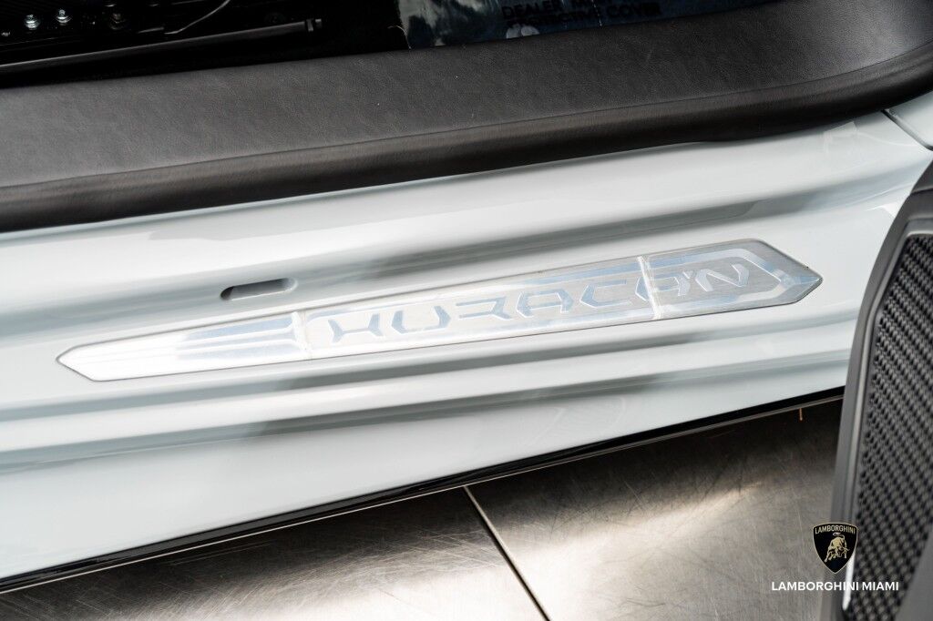 2022 Lamborghini Huracan EVO RWD Spyder North Miami Beach FL