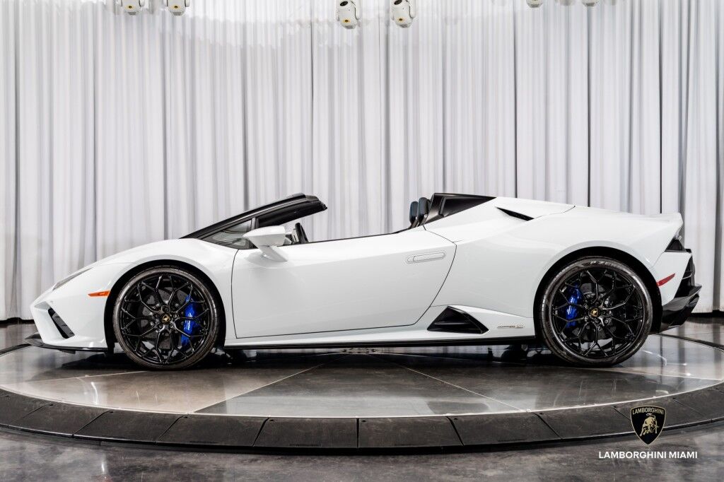 2022 Lamborghini Huracan EVO RWD Spyder North Miami Beach FL