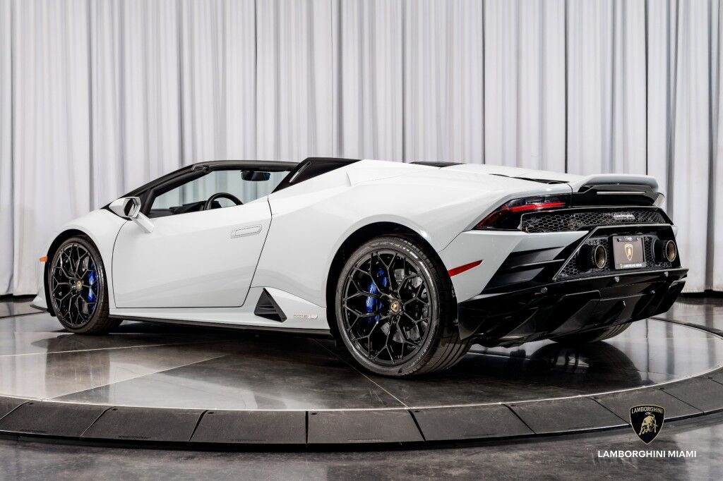 2022 Lamborghini Huracan EVO RWD Spyder North Miami Beach FL