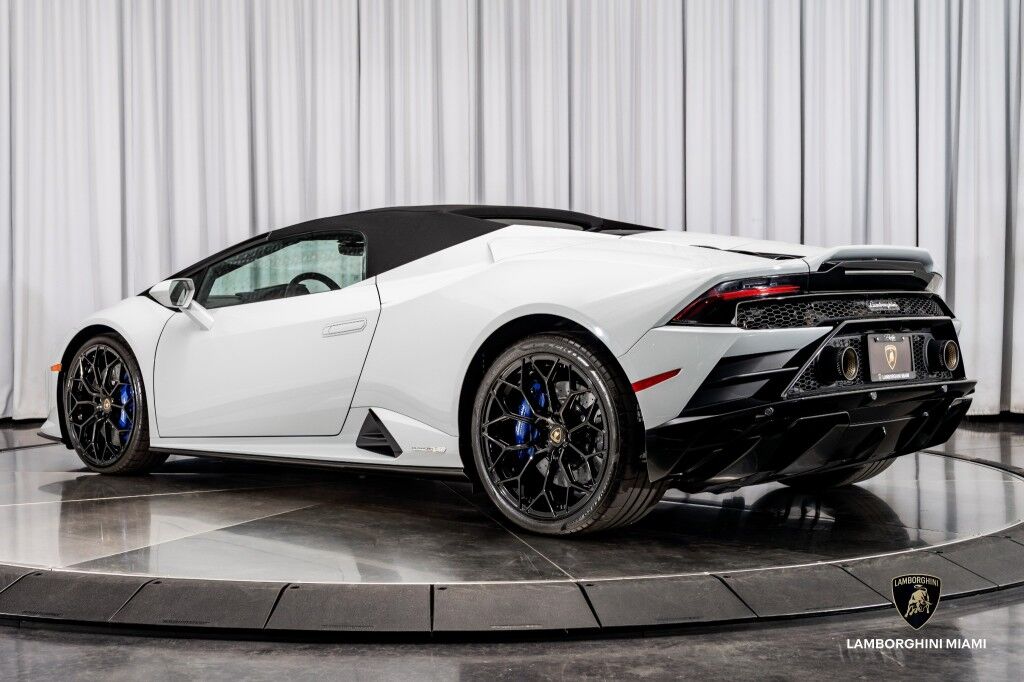 2022 Lamborghini Huracan EVO RWD Spyder North Miami Beach FL
