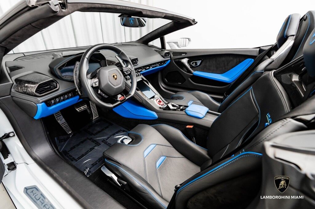 2022 Lamborghini Huracan EVO RWD Spyder North Miami Beach FL