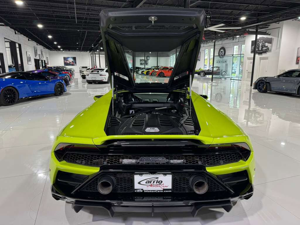 2022 Lamborghini Huracan EVO RWD Verde Scandal paint, Ad Personam interior, carbon racing seats AND MUCH MORE!! Fort Lauderdale FL