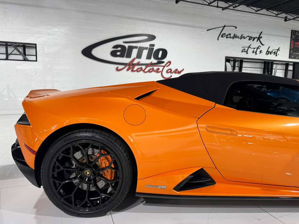 2022 Lamborghini Huracan EVO Spyder RWD Arancio Borealis paint/calipers Fort Lauderdale FL