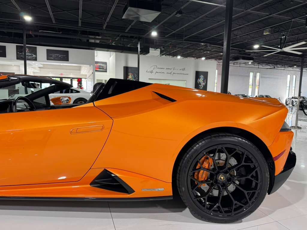 2022 Lamborghini Huracan EVO Spyder RWD Arancio Borealis paint/calipers Fort Lauderdale FL