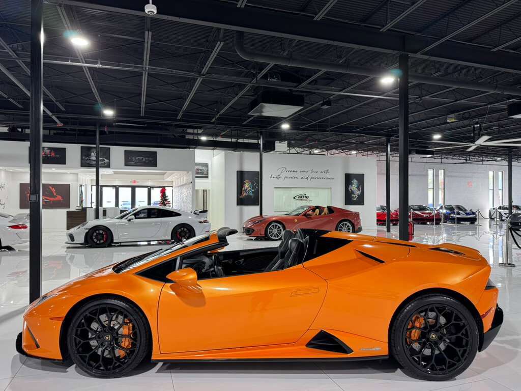 2022 Lamborghini Huracan EVO Spyder RWD Arancio Borealis paint/calipers Fort Lauderdale FL