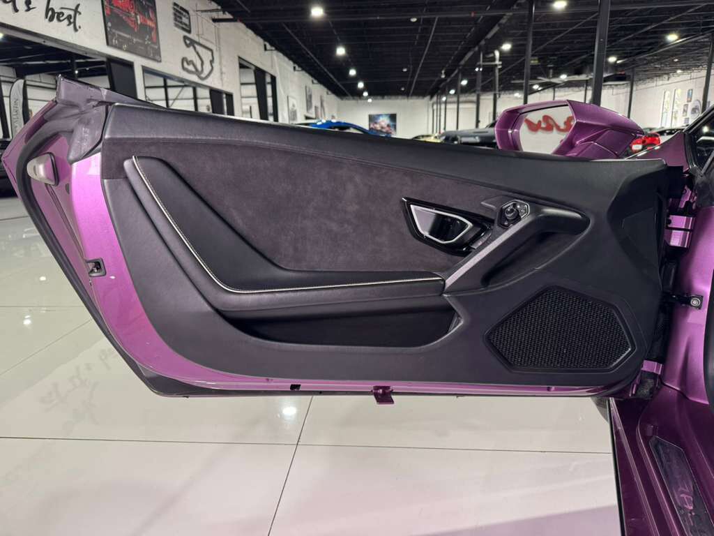 2022 Lamborghini Huracan EVO Spyder RWD SE Viola paint, carbon fiber racing seats AND MUCH MORE!! Fort Lauderdale FL