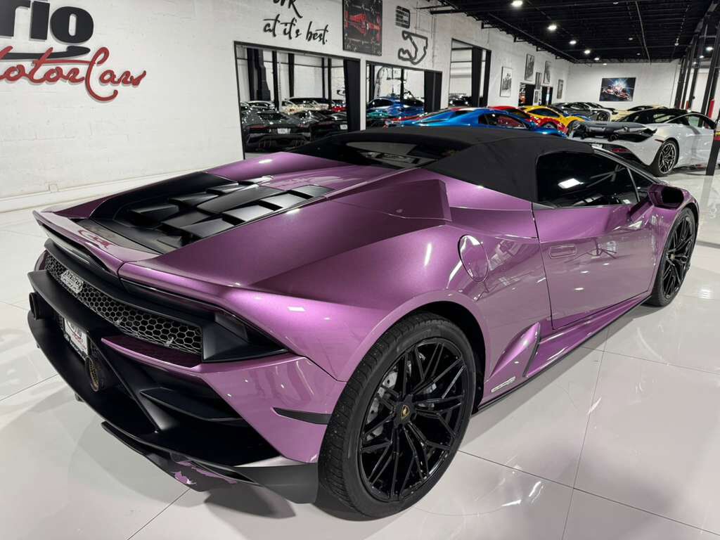 2022 Lamborghini Huracan EVO Spyder RWD SE Viola paint, carbon fiber racing seats AND MUCH MORE!! Fort Lauderdale FL