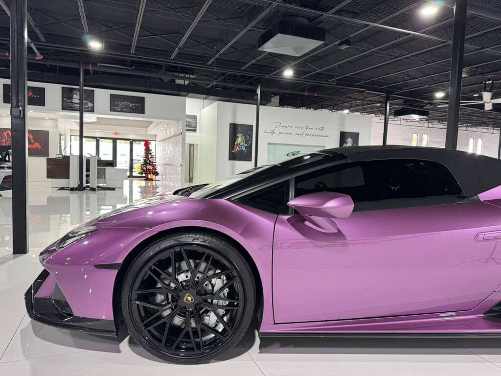 2022 Lamborghini Huracan EVO Spyder RWD SE Viola paint, carbon fiber racing seats AND MUCH MORE!! Fort Lauderdale FL