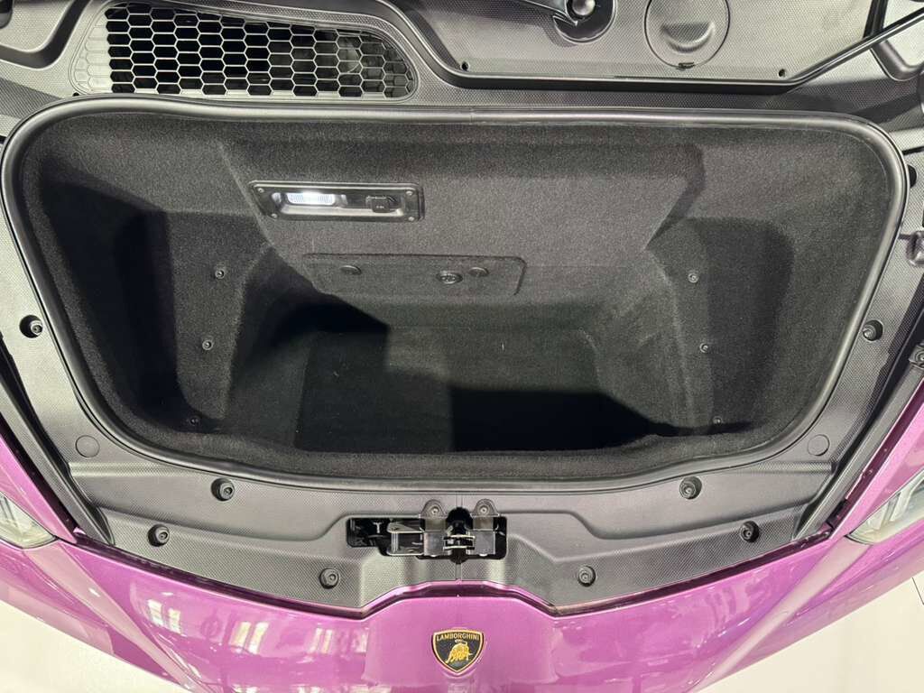 2022 Lamborghini Huracan EVO Spyder RWD SE Viola paint, carbon fiber racing seats AND MUCH MORE!! Fort Lauderdale FL