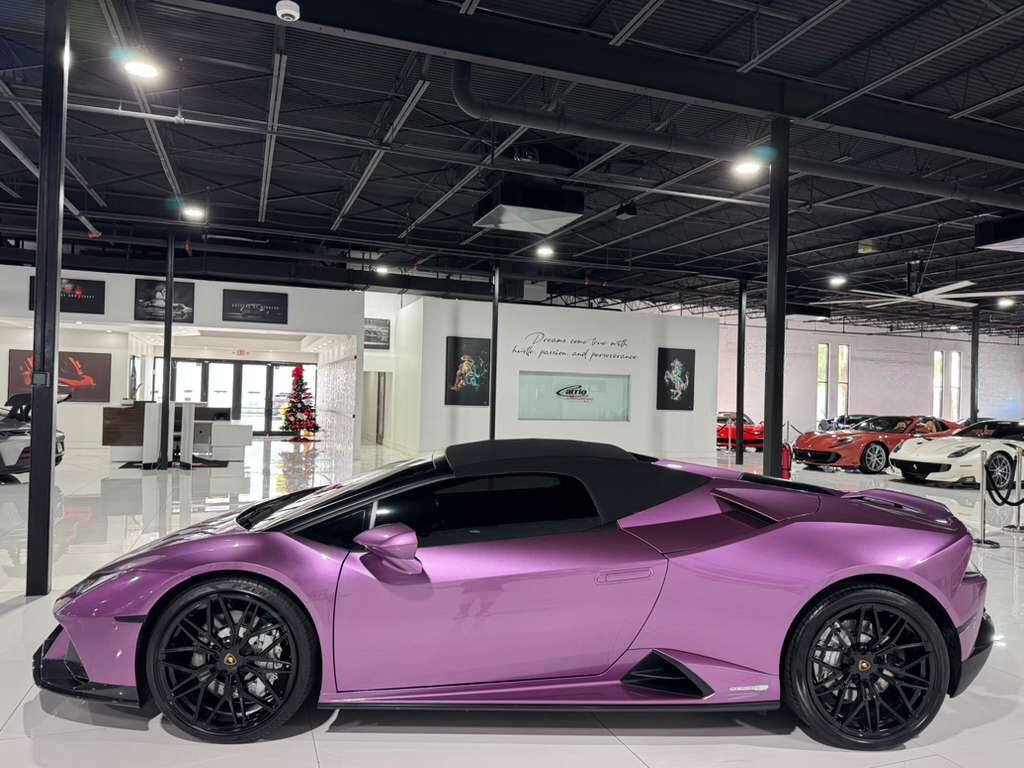 2022 Lamborghini Huracan EVO Spyder RWD SE Viola paint, carbon fiber racing seats AND MUCH MORE!! Fort Lauderdale FL