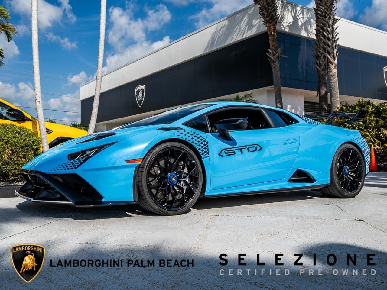 2022 Lamborghini Huracan STO