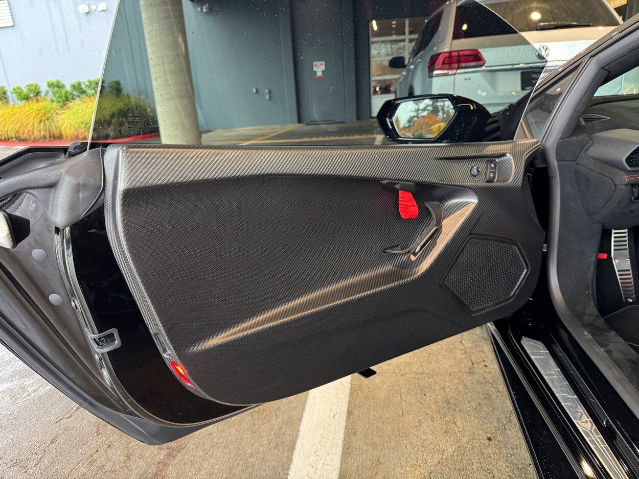 2022 Lamborghini Huracan STO Base Bellevue WA