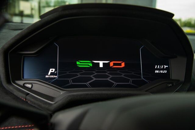 2022 Lamborghini Huracan STO Base Paramus NJ
