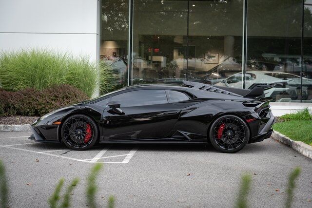 2022 Lamborghini Huracan STO Base Paramus NJ
