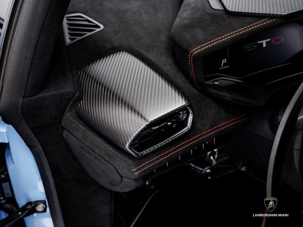 2022 Lamborghini Huracan STO Coupe North Miami Beach FL