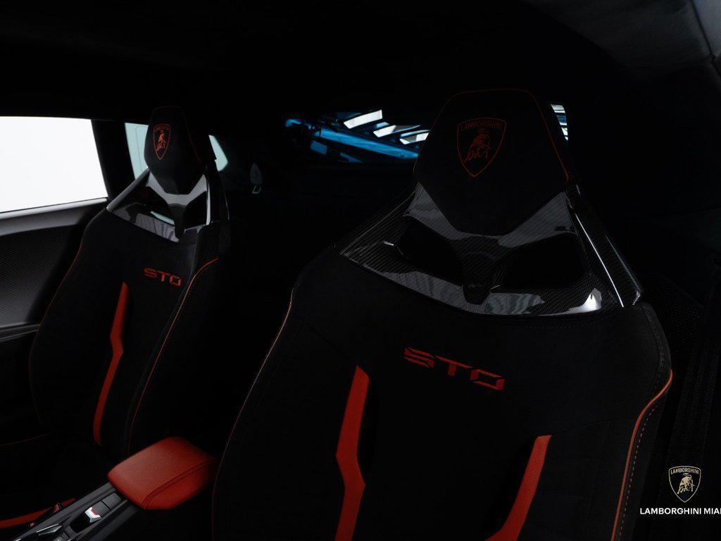 2022 Lamborghini Huracan STO Coupe North Miami Beach FL