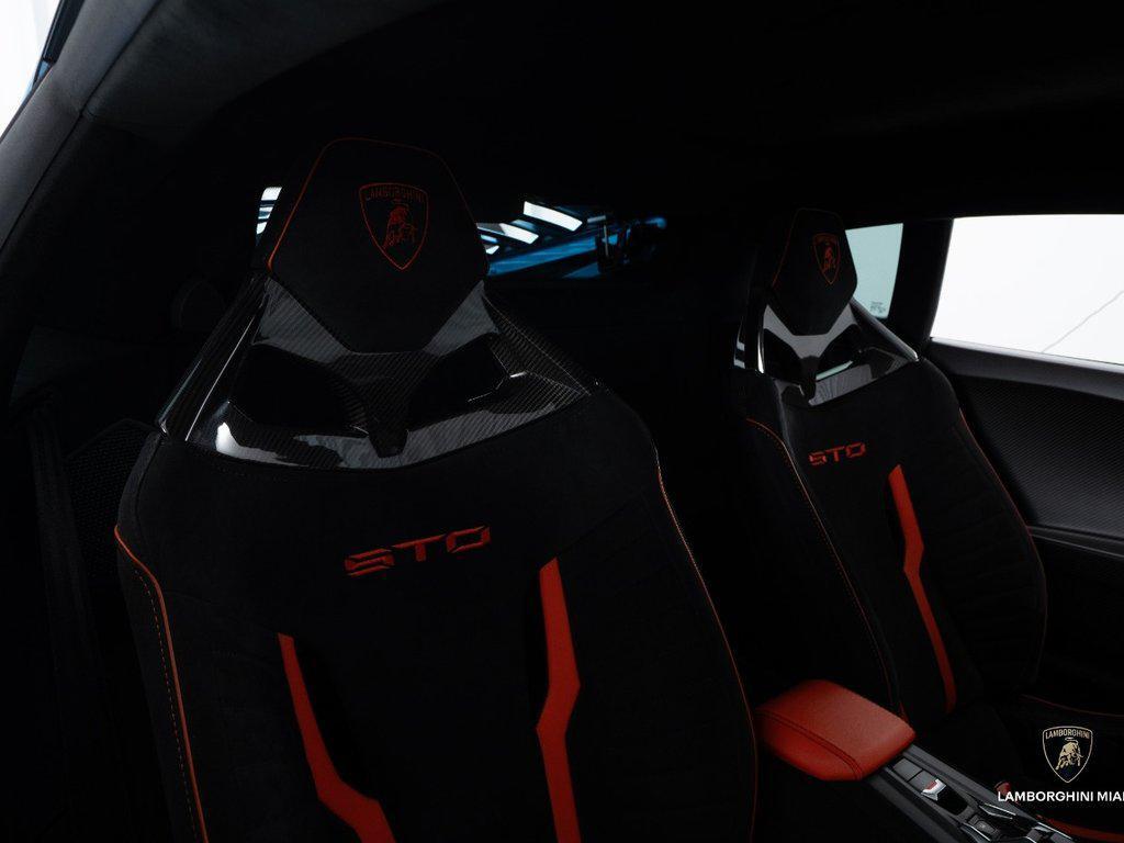2022 Lamborghini Huracan STO Coupe North Miami Beach FL