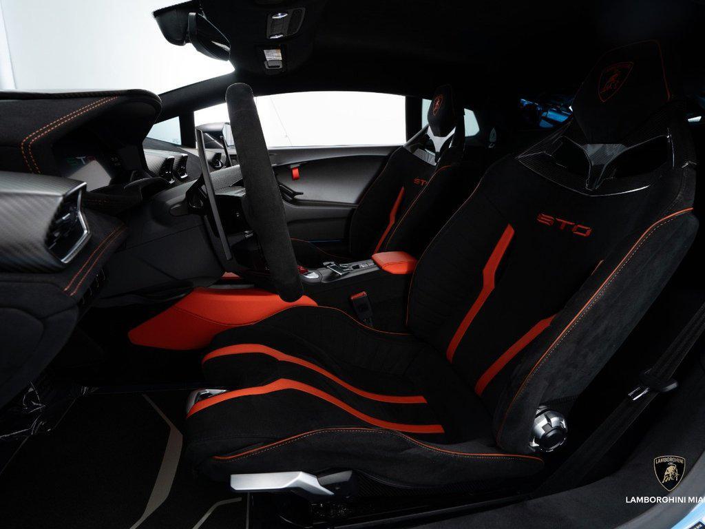 2022 Lamborghini Huracan STO Coupe North Miami Beach FL