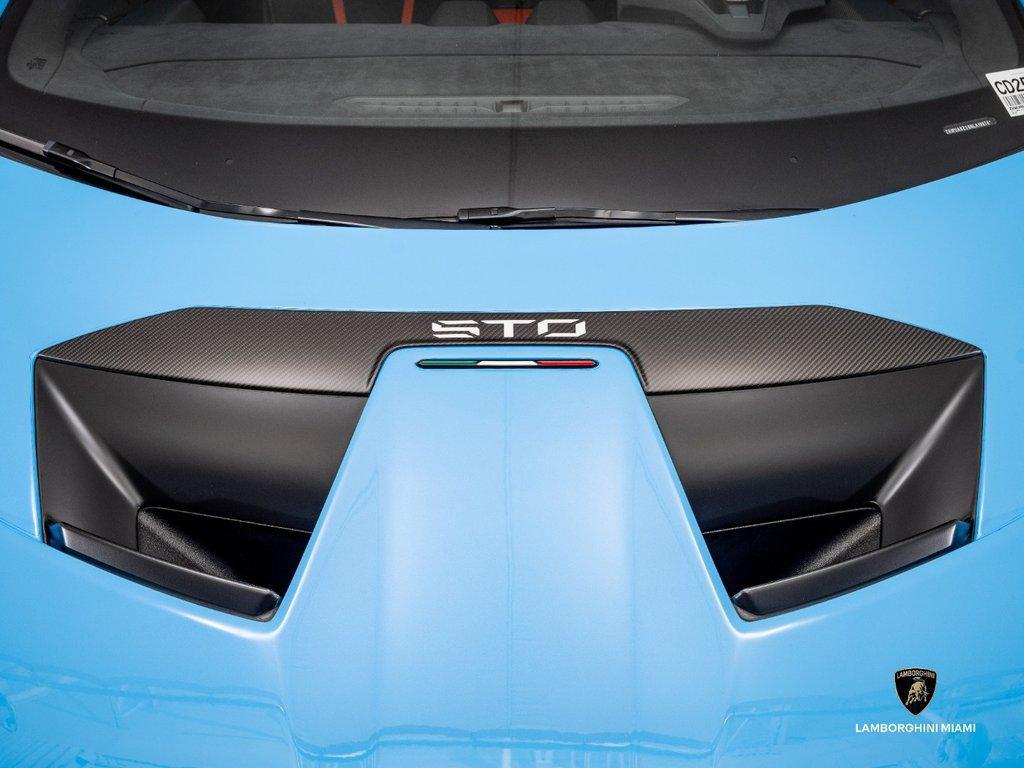 2022 Lamborghini Huracan STO Coupe North Miami Beach FL