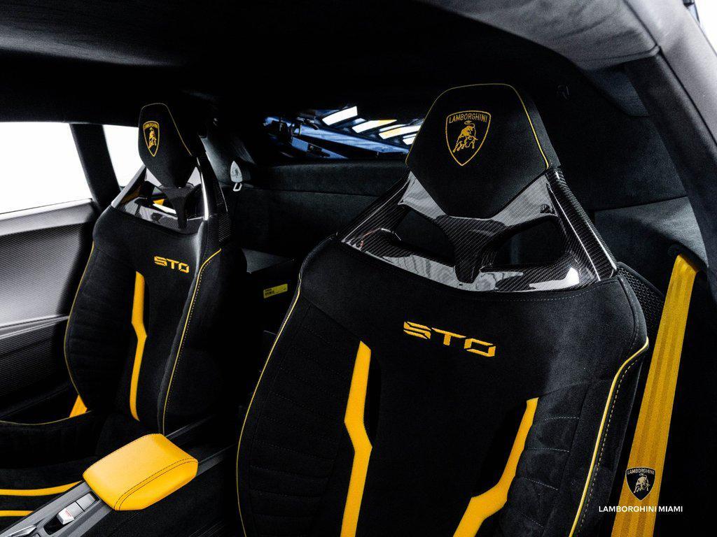2022 Lamborghini Huracan Sto Coupe North Miami Beach FL