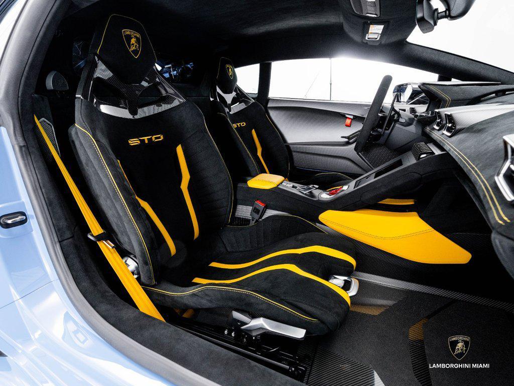 2022 Lamborghini Huracan Sto Coupe North Miami Beach FL